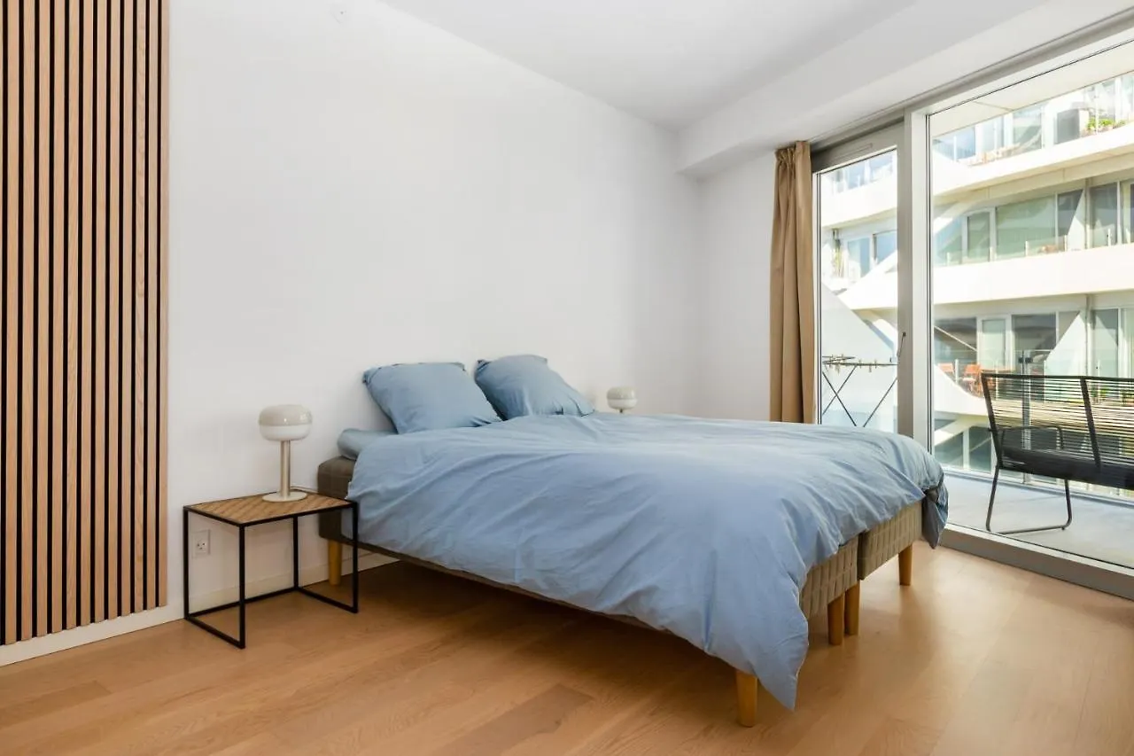 Lys 3 Vaerelses Lejlighed Med 26 M2 Sydvendt Altan Århus Apartment