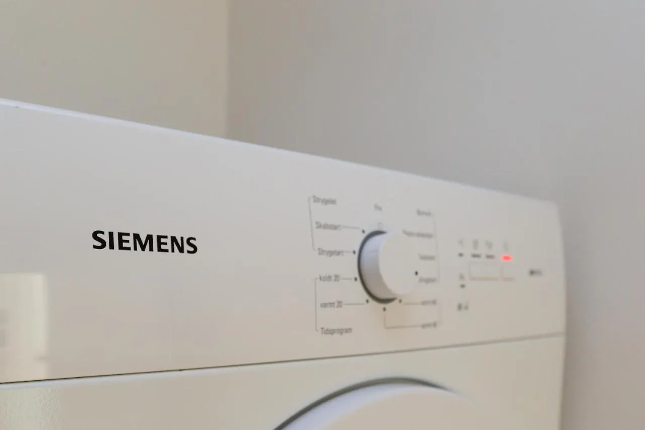 Apartment Lys 3 Vaerelses Lejlighed Med 26 M2 Sydvendt Altan Århus